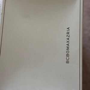 BCBG MAXAZIRA sandal/heels